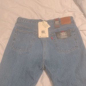 Brand NWT Levi’s 501 size 31/30